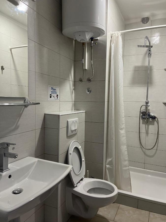 Apartments And Rooms Markovski Palit Exterior foto