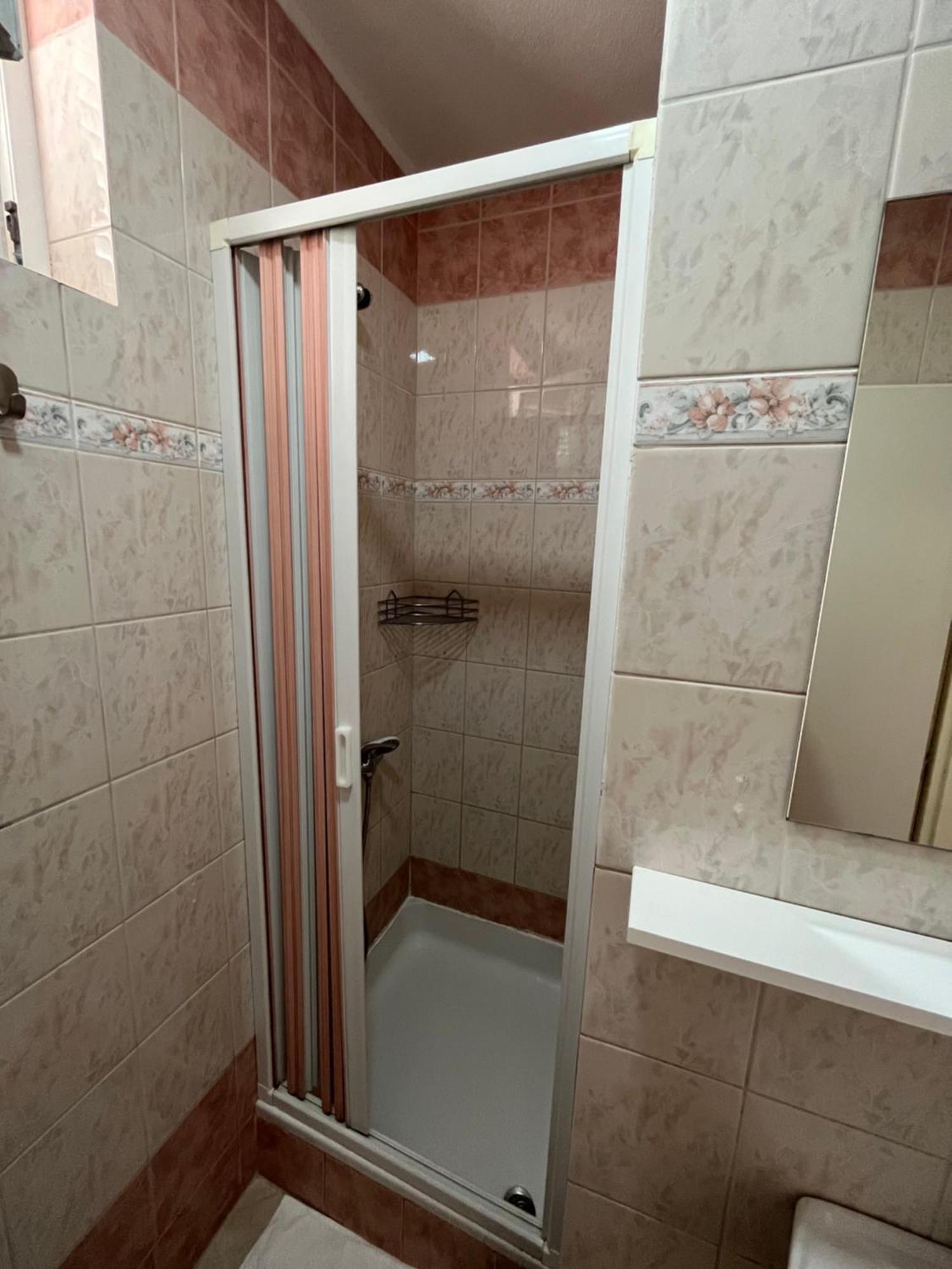 Apartments And Rooms Markovski Palit Exterior foto